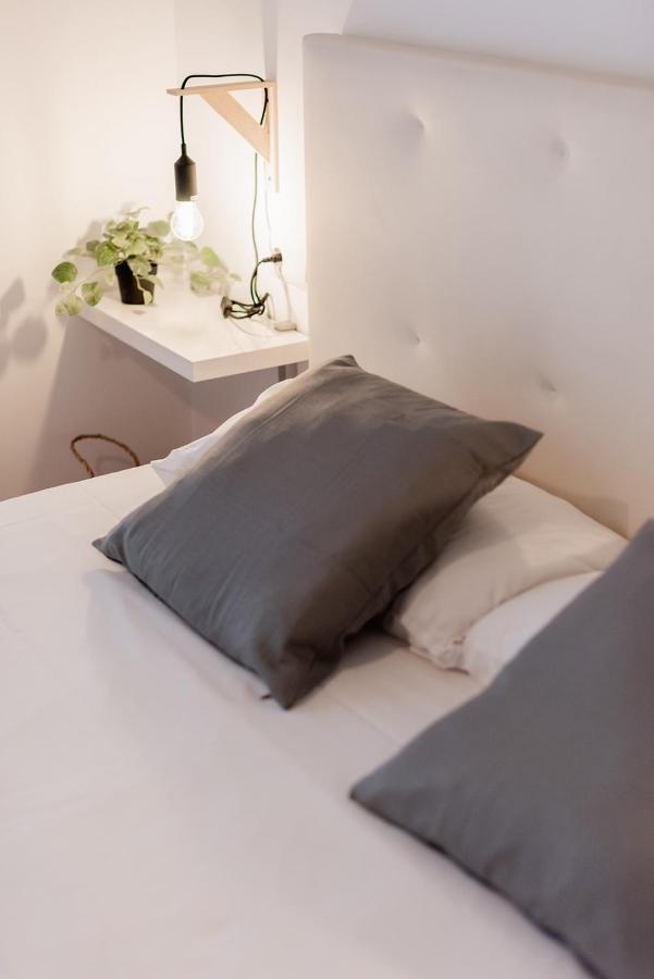Apartamentos Fv Flats Valencia - San Felipe Neri Rum bild